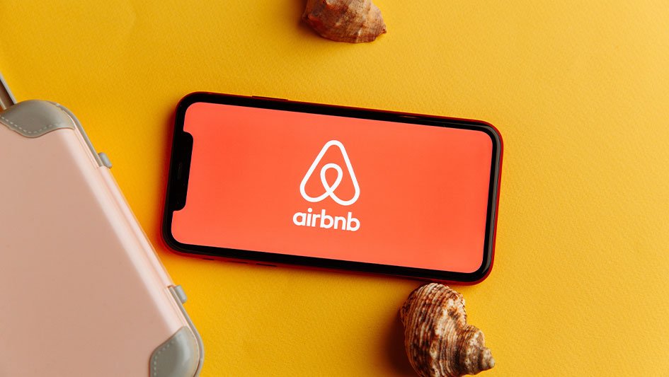 Airbnb stock rises amid profit beat