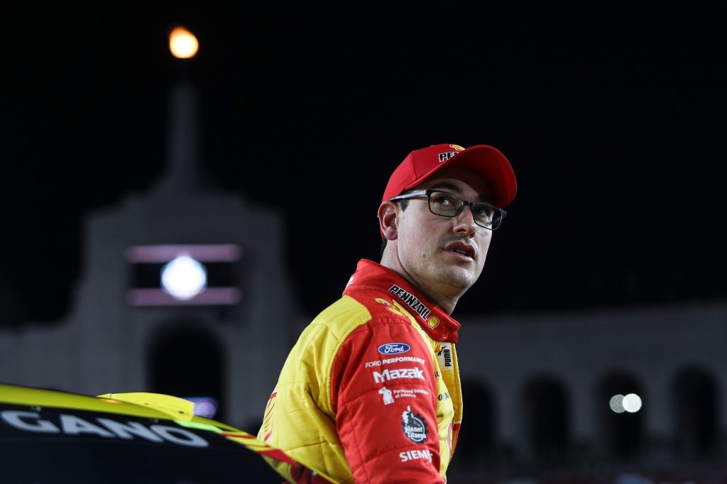 Joey Logano talked about overcoming mistakes and immediately embarked on a massive 1 تحقيق
