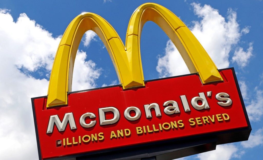 Makers of ice cream machine repairers are suing McDonald's in a $900 million lawsuit