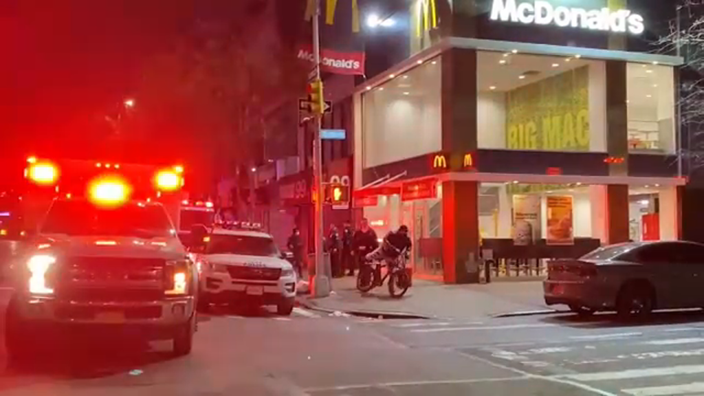 NYC crime: McDonald's worker stabbed while defending colleagues in East Harlem