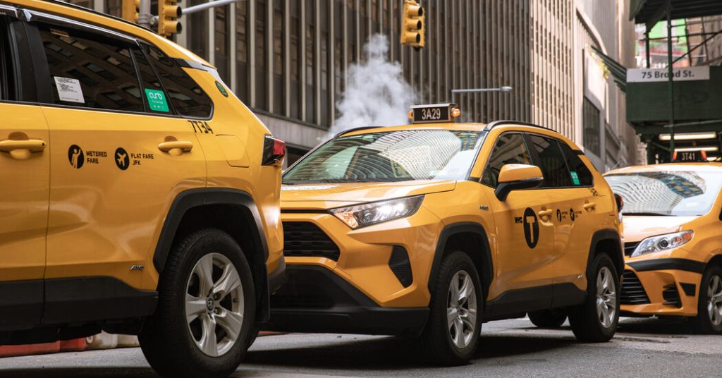 Uber partners with yellow taxi companies in New York City