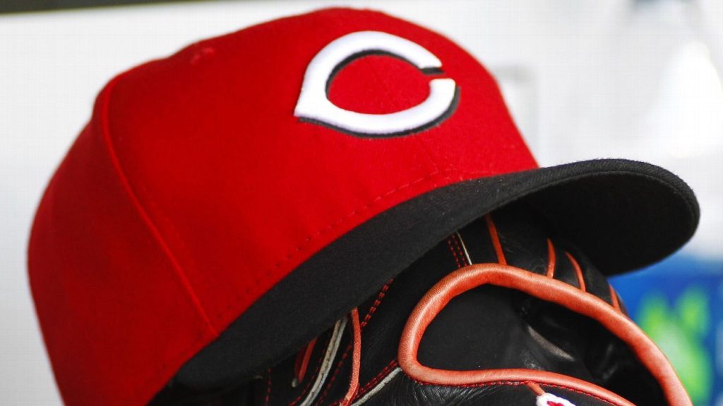 Cincinnati Reds president Phil Castellini apologizes after telling unhappy fans 'Be careful what you order'