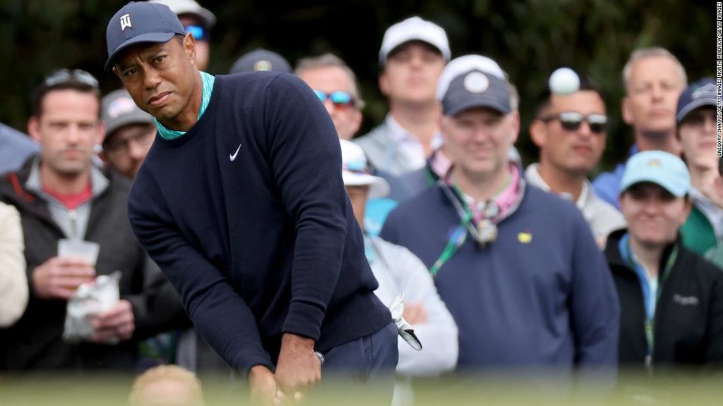Tiger Woods struggles in the second round of the Masters after an excellent opening after a long absence due to injury