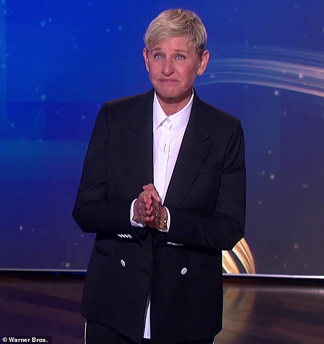 Farewell: Ellen DeGeneres Is Heading Out TEARS for the Last Time... While Cheer On Her First-Row Wife Portia De Rossi From The Final Show With Guests Jennifer Aniston, Billie NK, Billie Eilish