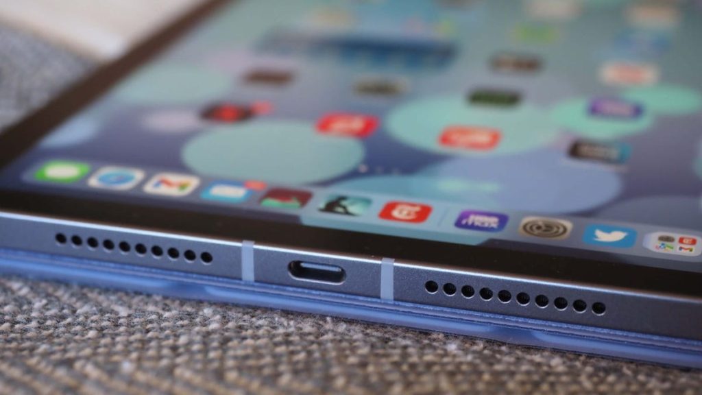 The iPhone 15 could replace the Lightning port with USB-C