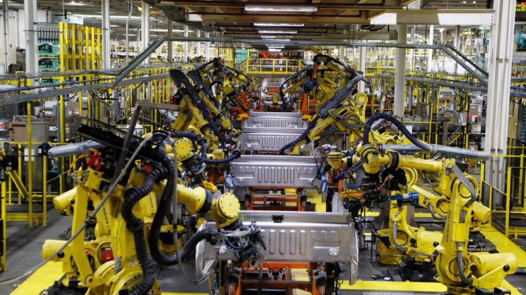US robot orders surge 40% as labor shortages persist and inflation persists