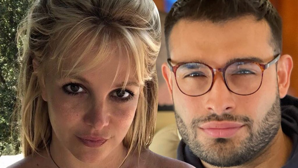 Britney Spears and Wissam Asgari marry in a private ceremony Thursday