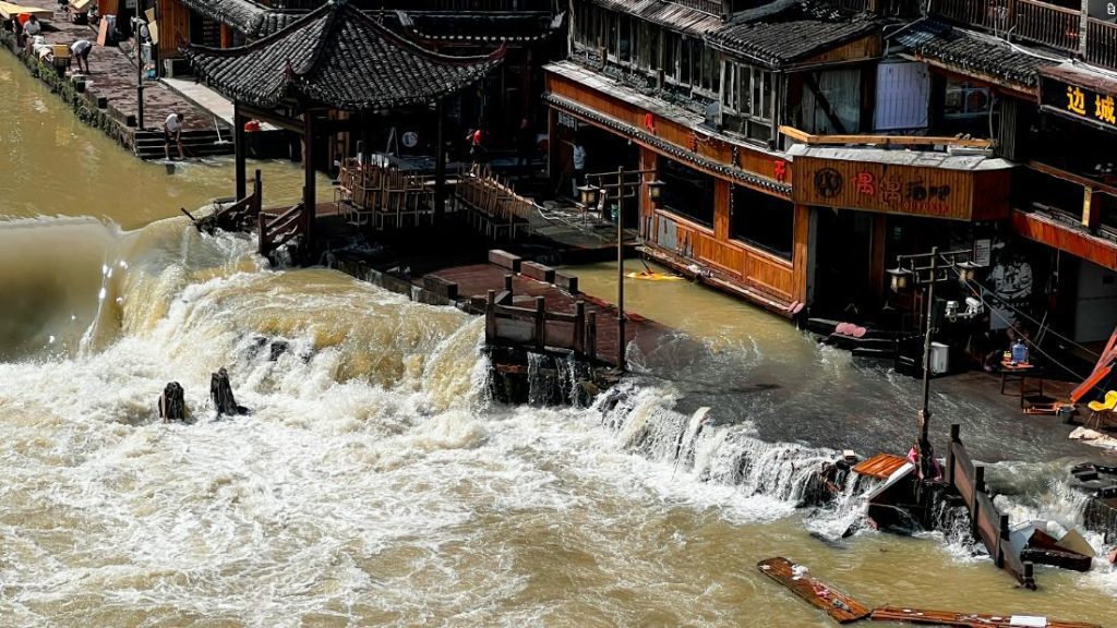 Heavy rains kill dozens in southern China as climate change amplifies flood seasons