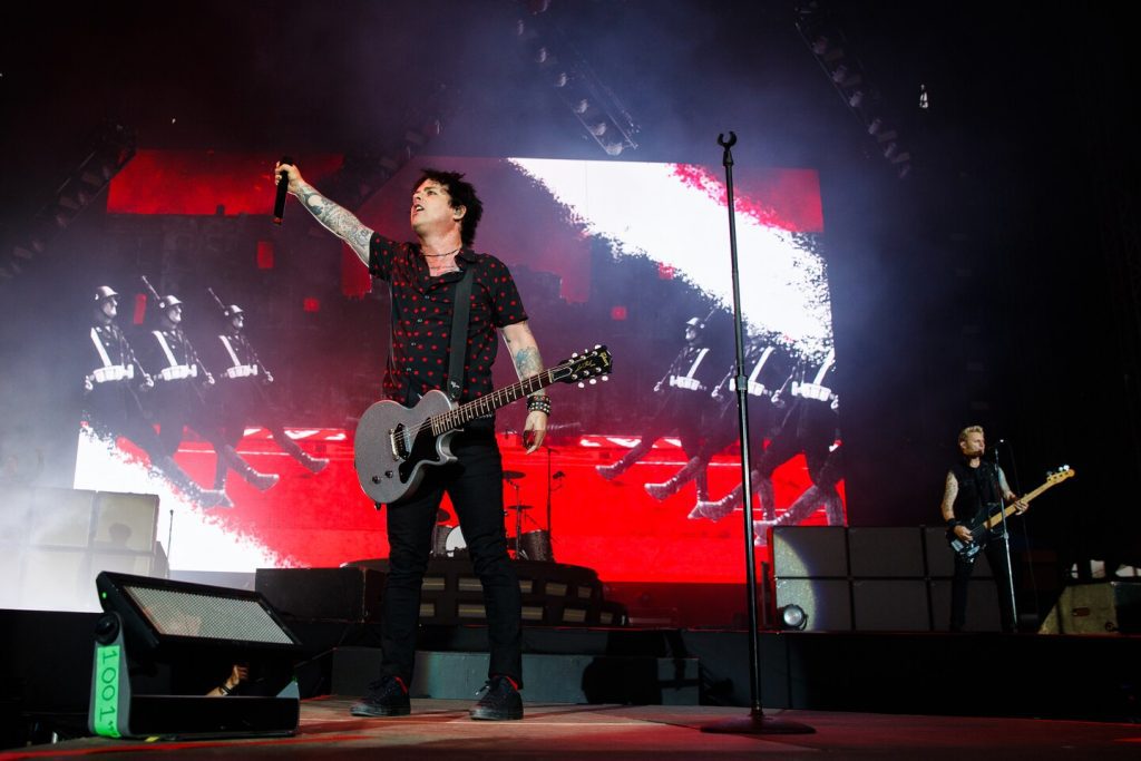 Billie Joe Armstrong says he's giving up his US citizenship because of the abortion ruling