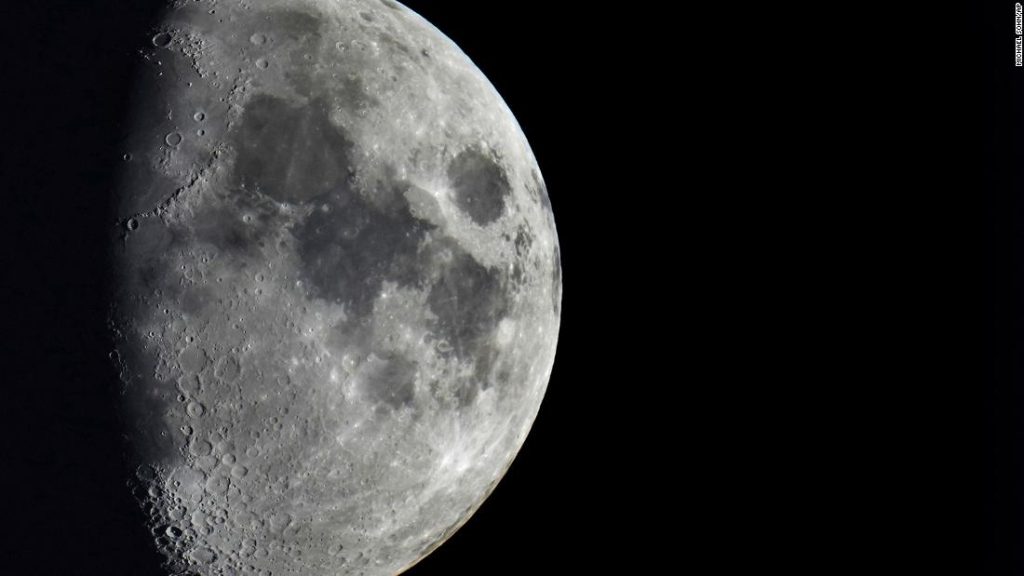 Parts of the moon may provide temperatures suitable for humans