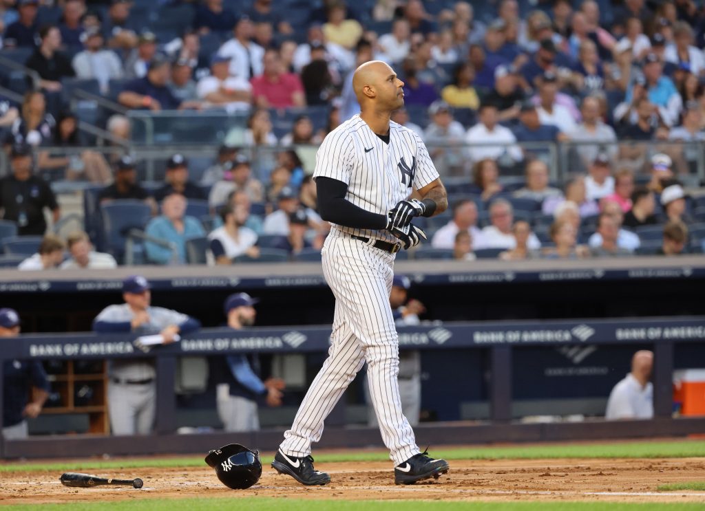 Aaron Hicks reacts after going out in the second half.