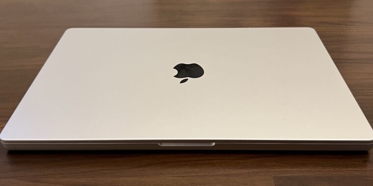 MacBook self-repair program highlights Apple's flawed repair progress