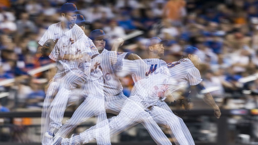 Jacob Degrom dominates again with a 10K as the New York Mets on the edge of the Philadelphia Phillies