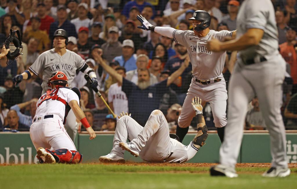 Yankees pounce on Red Sox thanks to review review, Little League HR