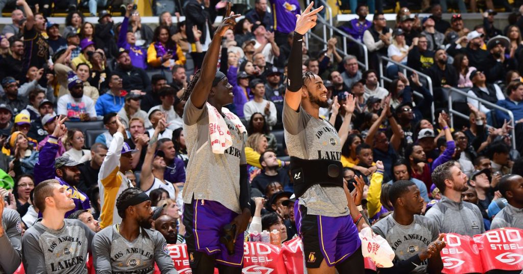 Lakers vs Kings Final score: 120-114 Lakers collapse in the fourth