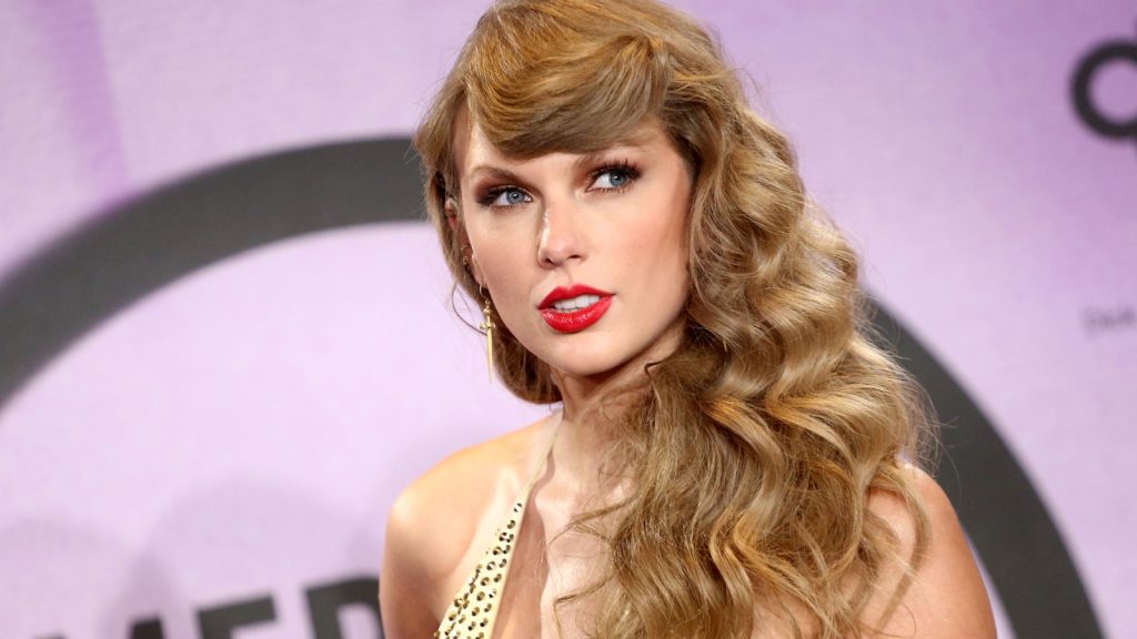 Taylor Swift Admires Sue Ticketmaster on Fiasco Tickets - Rolling Stone